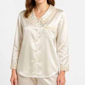 🆕 Satin Pajama Set PJ’s w Lace Ribbon Collar Trim Holiday Bridal Creamy White L